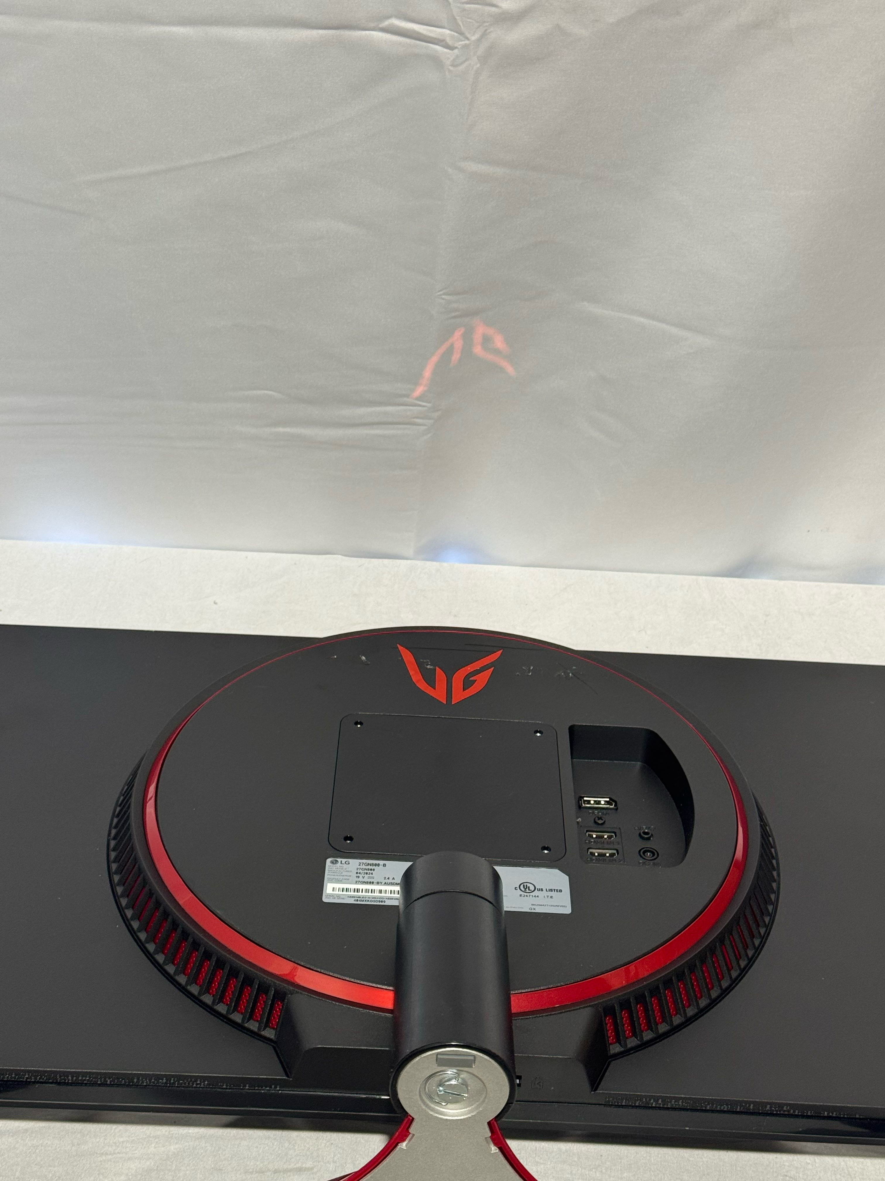 LG UltraGear 27GN800-B 27in Gaming Monitor QHD 144Hz IPS 1ms G